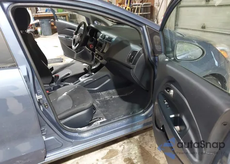 2016 Kia Rio Lx z USA, uszkodzony, nr VIN KNADM4A35G6604587